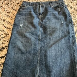 Avenue Jeans skirt size 14